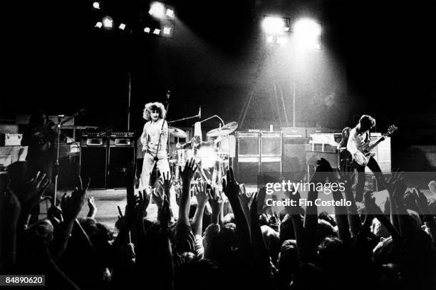 Photo of David BYRON and URIAH HEEP; David Bryon performing live on stage