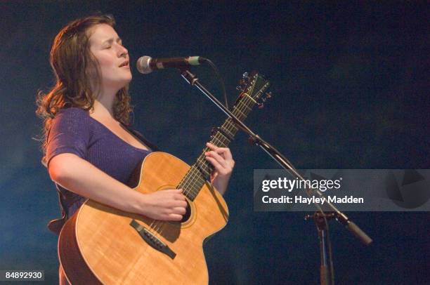 Photo of Kate WALSH, Performing live onstage