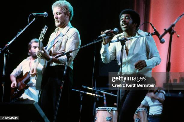 Photo of AVERAGE WHITE BAND and Hamish STUART and Ben E. KING; Hamish Stuart and Ben E King performing on stage