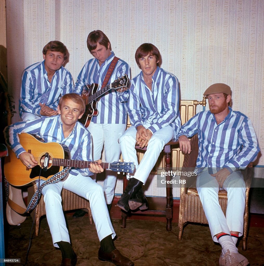 Photo of Dennis WILSON and Carl WILSON and Al JARDINE and Bruce JOHNSTON and BEACH BOYS and Mike LOVE