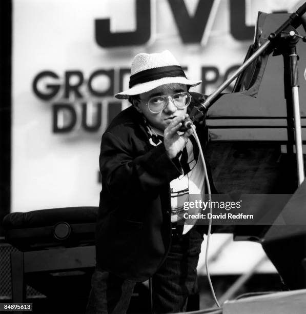 Photo of Michel PETRUCCIANI; Jazz pianist Michel Petrucciani on stage