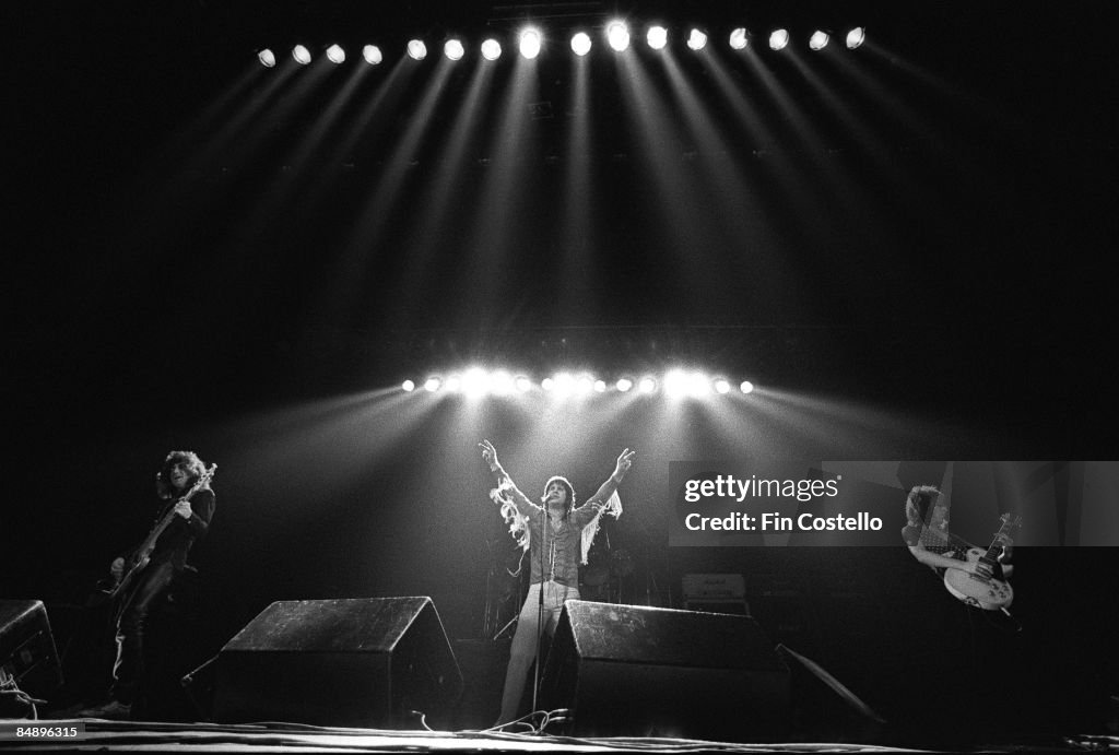 Photo of Randy RHOADS and Ozzy OSBOURNE