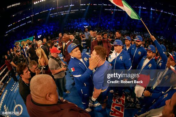 Middleweight Title: Canelo Alvarez in ring before fight vs Gennady Golovkin at T-Mobile Arena. Las Vegas, NV 9/16/2017 CREDIT: Robert Beck