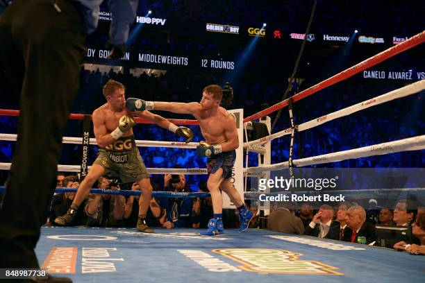 Middleweight Title: Canelo Alvarez in action vs Gennady Golovkin during championship bout at T-Mobile Arena. Las Vegas, NV 9/16/2017 CREDIT: Robert...