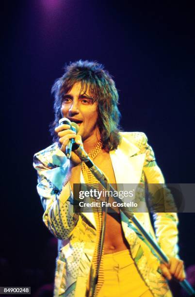 Photo of FACES and Rod STEWART; with The Faces, performing live onstage,