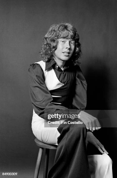 Photo of MUD and Rob DAVIS; Posed studio portrait of Rob Davis, 141