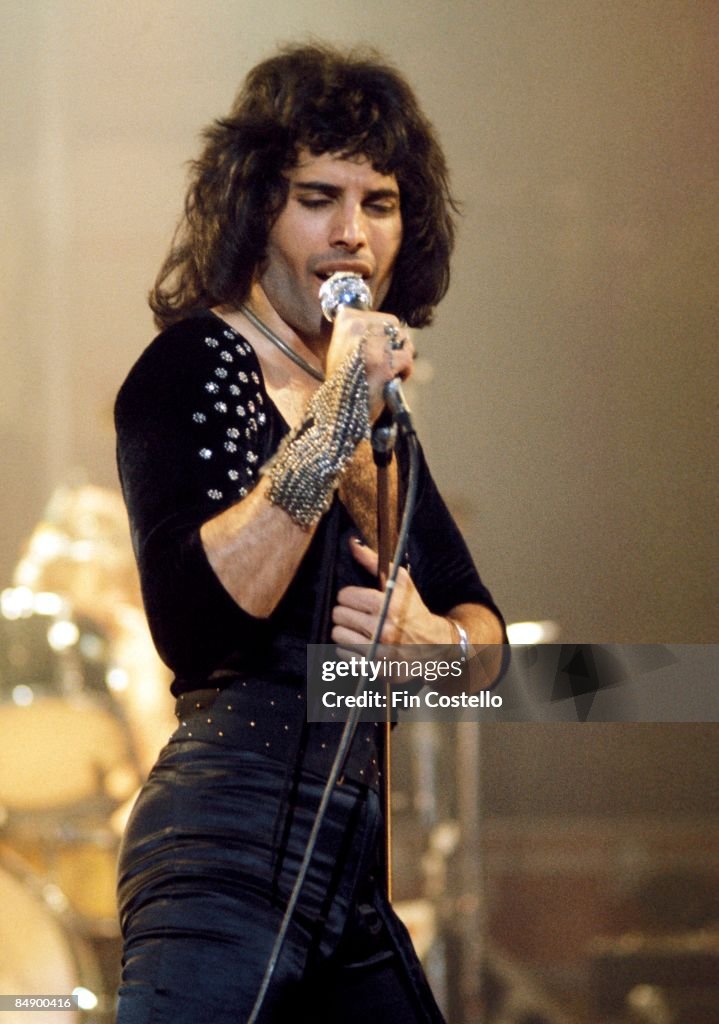 Photo of Freddie MERCURY and QUEEN