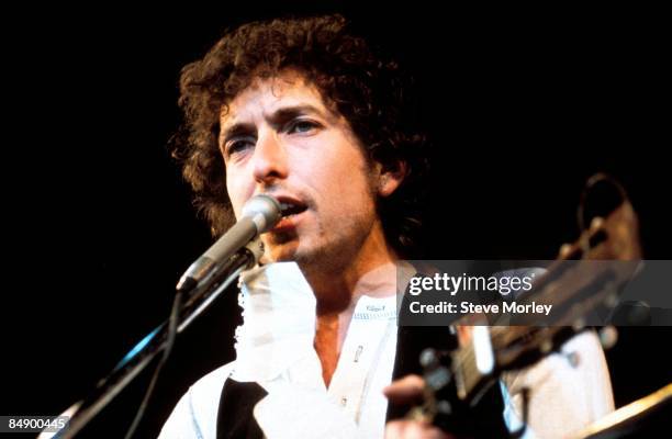 Photo of Bob DYLAN; performing live onstage at the benefit for ousted Chileans: Felt Forum, New York