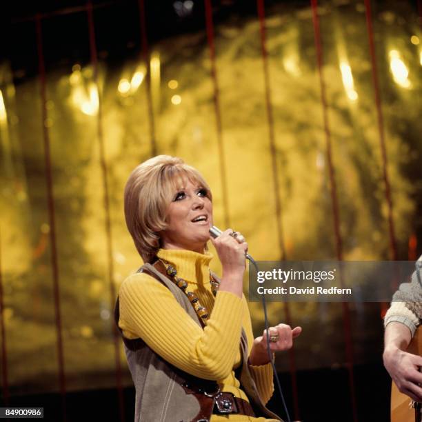 480 Tom Springfield Photos & High Res Pictures - Getty Images