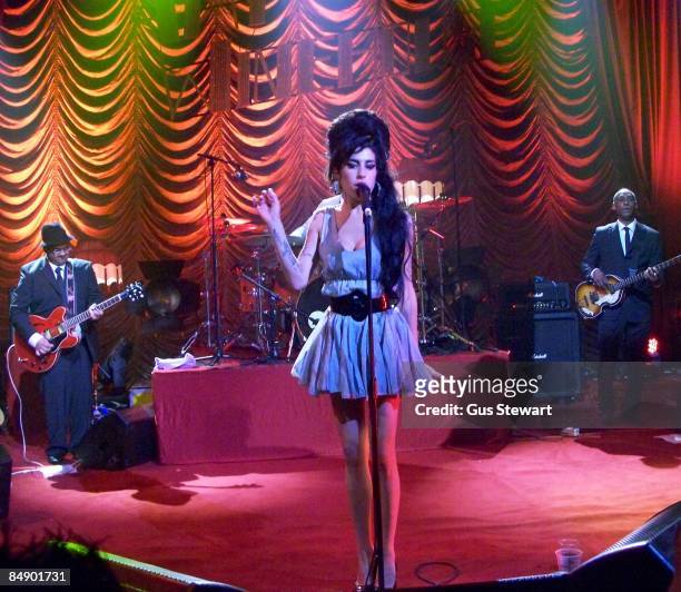 Photo of Amy WINEHOUSE, performing live onstage