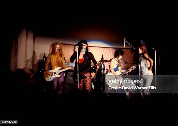 Photo of NEW YORK DOLLS