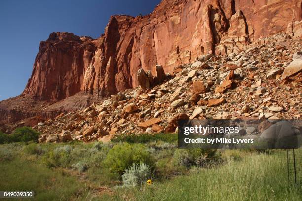 Basement Rocks Escarpment 580 Sandstone Escarpment Stock Photos, High-Res Pictures, and Images ...