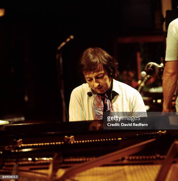 Photo of Andre PREVIN; Andre Previn performing on stage, piano