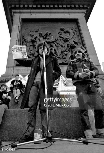 Photo of Tom ROBINSON and GAY PRIDE, Tom Robinson addressing the Crowd