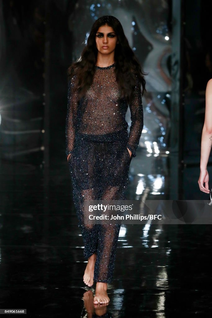 Ashish - Runway - LFW September 2017