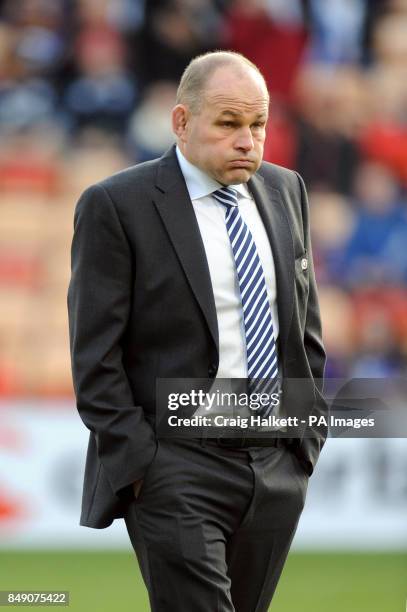 Scotland head coach Andy Robinson before the game