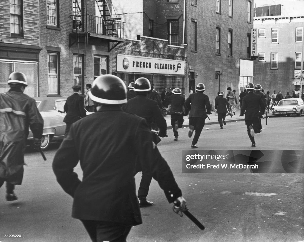 POlice Cross Howard Ave, 1968