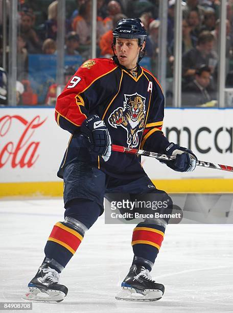 Stephen Weiss of the Florida Panthers skates against the New York Rangers on February 13, 2009 at the BankAtlantic Center in Sunrise, Florida.