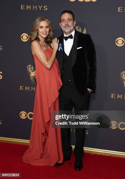 Hilarie Burton and Jeffrey Dean Morgan attend the 69th Annual Primetime Emmy Awards at Microsoft Theater on September 17, 2017 in Los Angeles,...
