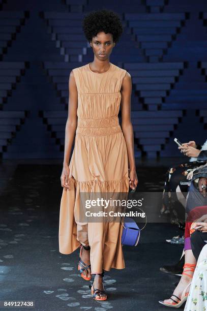 Model walks the runway at the Roksanda Spring Summer 2018 fashion show during London Fashion Week on September 18, 2017 in London, United Kingdom.