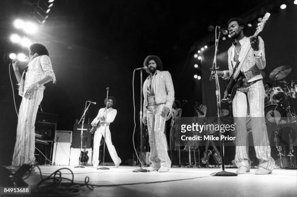 Photo of Lionel RICHIE and COMMODORES; L-R Lionel Richie, Thomas McClary, Walter Orange and Ronald La Pread performing on stage