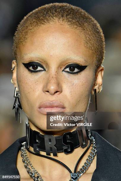 Model walks the runway at the VERSUS Readu to Wear Spring/Summer 2018 fashion show during London Fashion Week September 2017 on September 17, 2017 in...