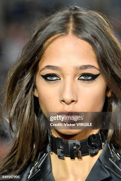 Model walks the runway at the VERSUS Readu to Wear Spring/Summer 2018 fashion show during London Fashion Week September 2017 on September 17, 2017 in...