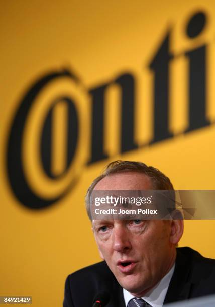 Of Continental, Karl-Thomas Neumann, announces the companies results 2008 during the annual press conference on February 19, 2009 in Hannover,...