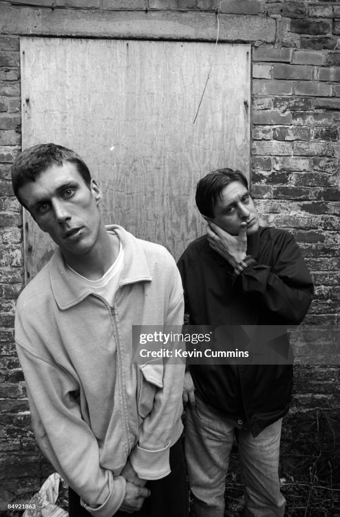 Bez Singer Dancer Bez and singer Shaun Ryder of Manchester rock band Happy... News ...