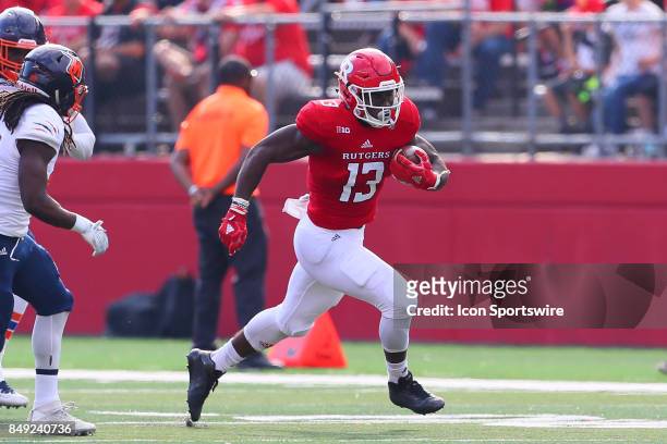Rutgers Scarlet Knights running back Gus Edwards runs during the college football game between the Rutgers Scarlet Knights and the Morgan State Bears...