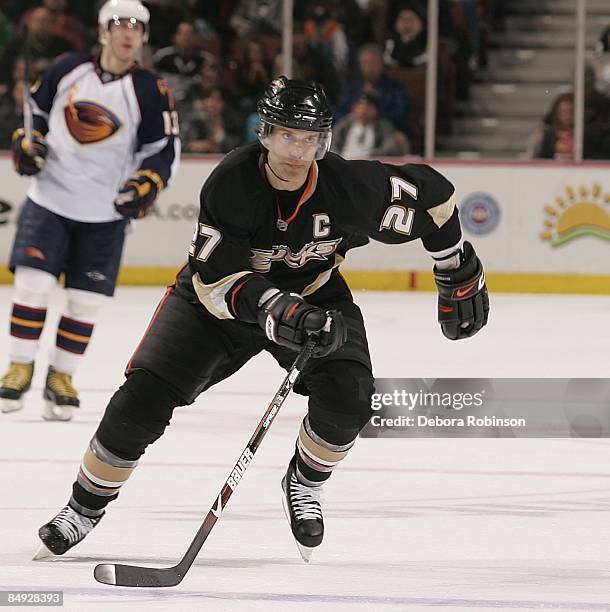 Scott Niedermayer of the Anaheim Ducks skates on the ice against the Atlanta Thrashers during the game on February 15, 2009 at Honda Center in...