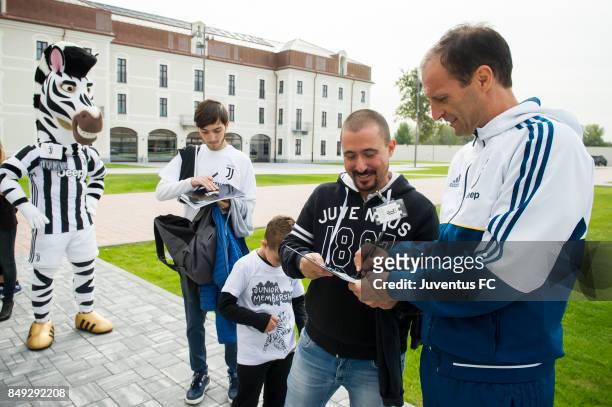 Juventus members meet coach Massimiliano Allegri during the official First Team Squad Photocall on September 18, 2017 in Turin, Italy.