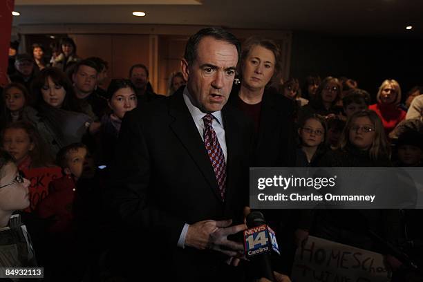 Republican U.S. Presidential hopeful Gov. Mike Huckabee and his wife, Janet Huckabee attend a early morning fundraiser hosted by supporters on...