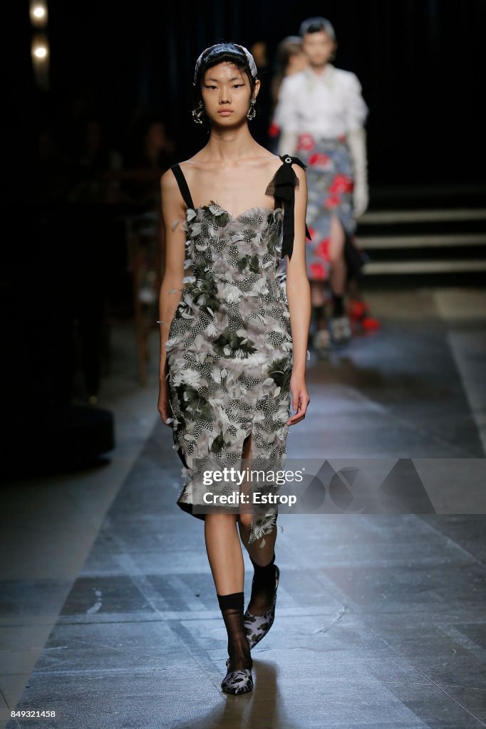 ERDEM - Runway - LFW September 2017