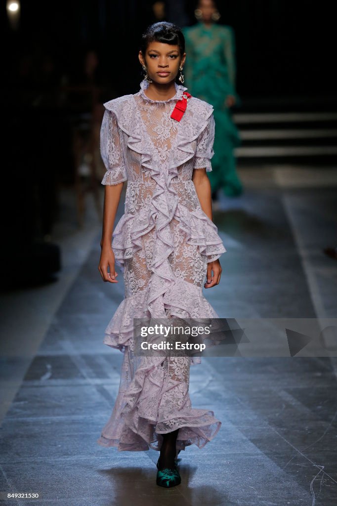 ERDEM - Runway - LFW September 2017