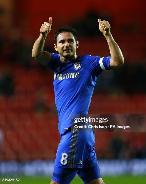 Chelsea's Frank Lampard gives the thumbs up as he shows his appreciation to the fans after the final whistle