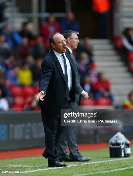 Chelsea manager Rafael Benitez gestures on the touchline