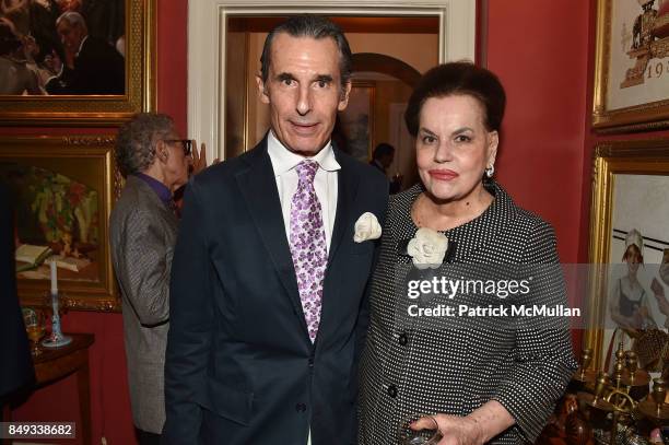 Roy Kean and Ann Rapp attend Jackie Weld Drake hosts Casita Maria's Fiesta 2017 Cocktail Party at Private Residence on September 18, 2017 in New York...