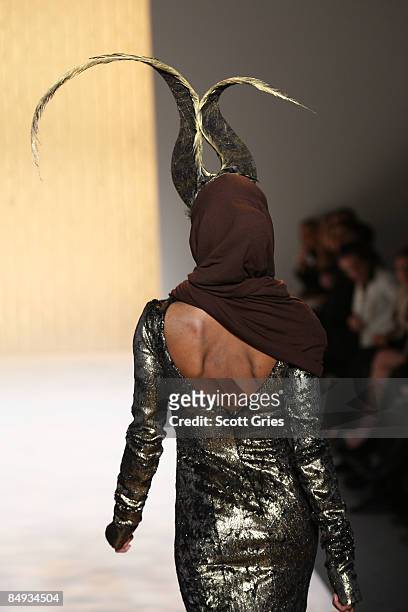 Model walks the runway during Christian Siriano 2009 Fashion Show at Mercedes-Benz Fashion Week in New York February 19, 2009.
