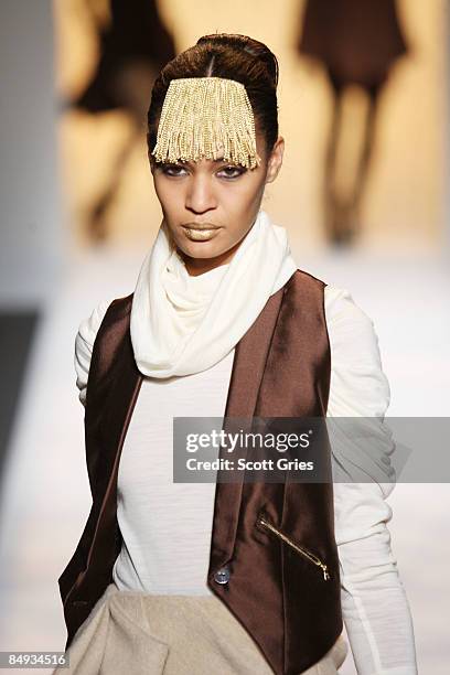 Model walks the runway during Christian Siriano 2009 Fashion Show at Mercedes-Benz Fashion Week in New York February 19, 2009.