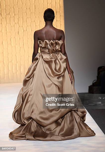 Model walks the runway during Christian Siriano 2009 Fashion Show at Mercedes-Benz Fashion Week in New York February 19, 2009.