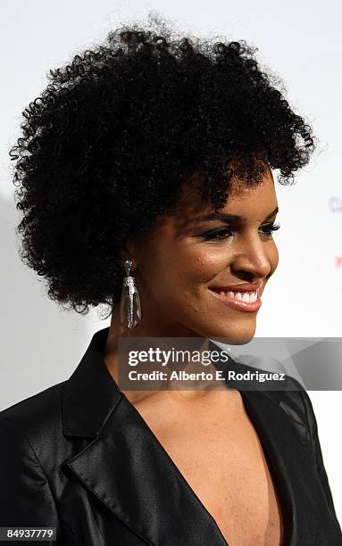 Singer Laura Izibor arrives at the 4th annual "Oscar Wilde: Honoring The Irish In Film" awards held at The Ebell Club of Los Angeles on February 19,...