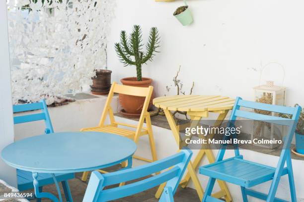 empty terrace - table aperitif stock pictures, royalty-free photos & images