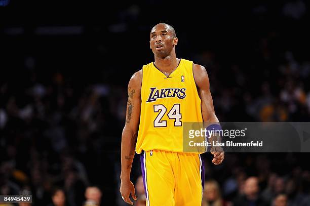 Kobe Bryant of the Los Angeles Lakers walks upcourt during the game against the Atlanta Hawks at Staples Center on February 17, 2009 in Los Angeles,...