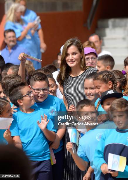 Queen Letizia of Spain attends the opening of the 2017-2018 scholarship course at 'San Matias' School Centre on September 19, 2017 in Santa Cruz de...