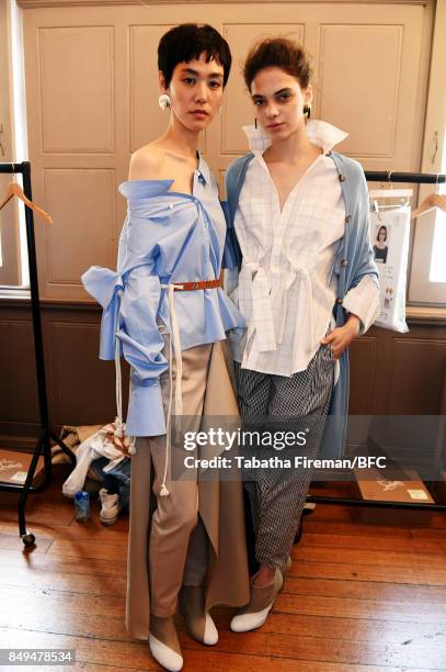 Models backstage ahead of the palmer//harding show during London Fashion Week September 2017 on September 19, 2017 in London, England.