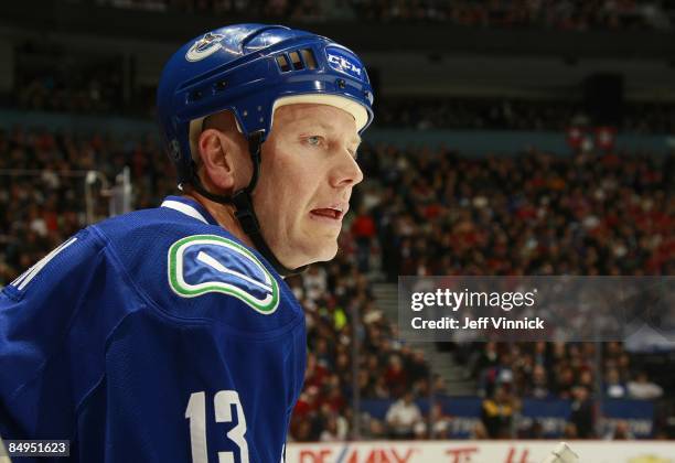 Mats Sundin of the Vancouver Canucks looks on from the bench during their game against the Montreal Canadiens at General Motors Place on February 15,...