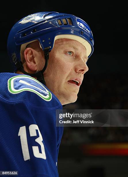 Mats Sundin of the Vancouver Canucks looks on from the bench during their game against the Montreal Canadiens at General Motors Place on February 15,...