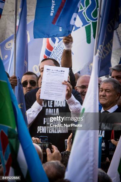 Secretary of The Northern League Matteo Salvini meets protesters from The Penitentiary Police, on September 19, 2017 in Rome, Italy. The Penitentiary...