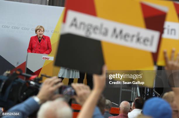 German Chancellor and Christian Democrat Angela Merkel speaks at an election campaign stop on September 19, 2017 in Wismar, Germany. Merkel is...